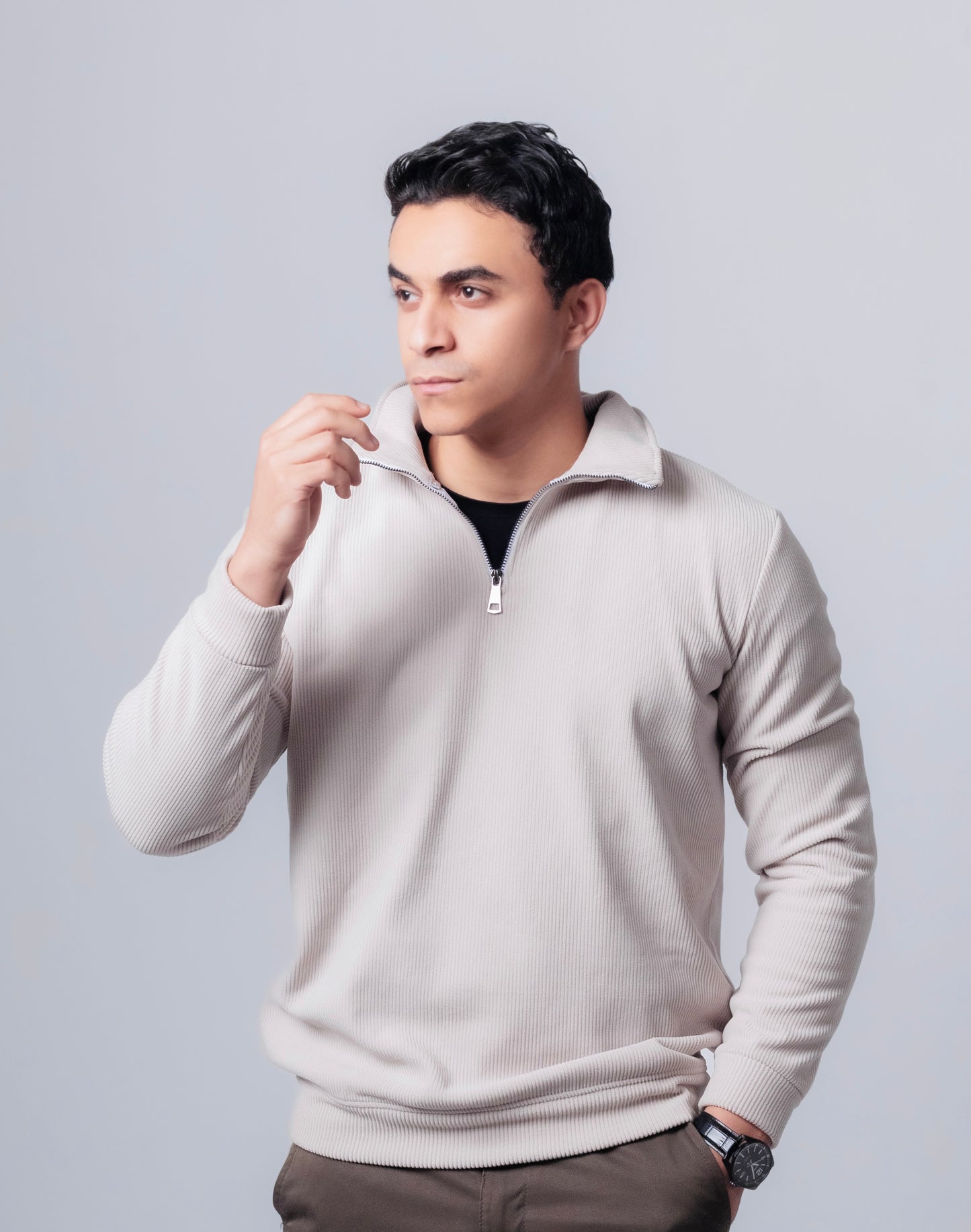 Creamy beige Quarter-zipper